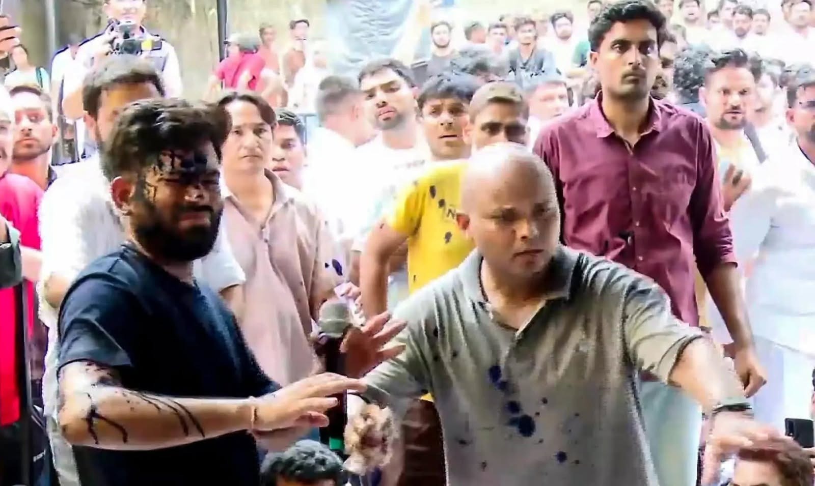 Woman Hurls Ink at Abhijeet Deepke, Triggering Brief Chaos ; Police Launch Investigation into Motive