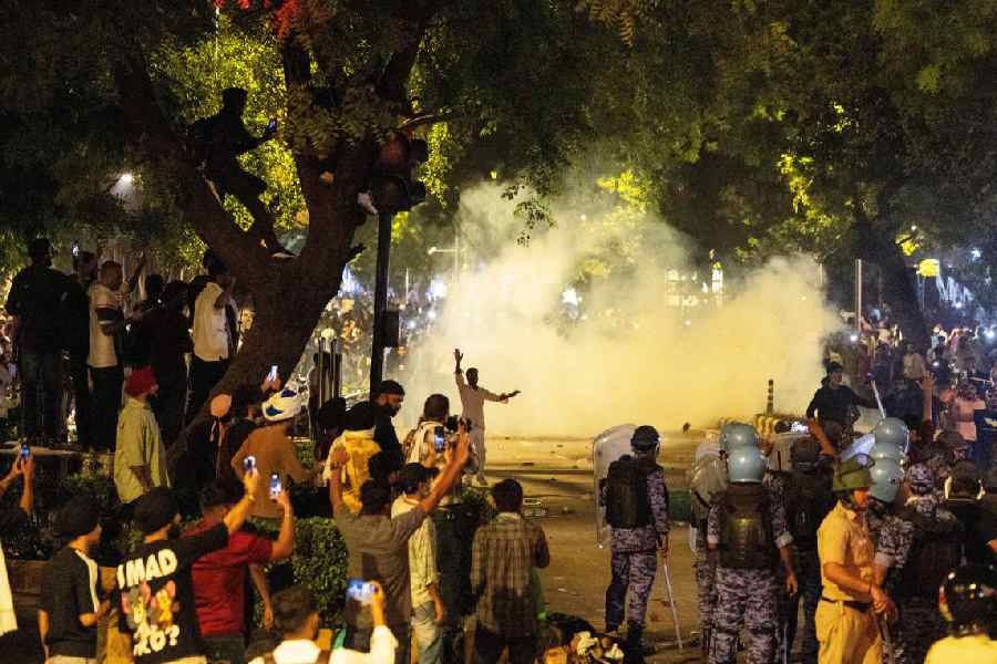 Violence Erupts in PoK : 9 Reportedly Killed as Protest Movement Intensifies in Rawalakot