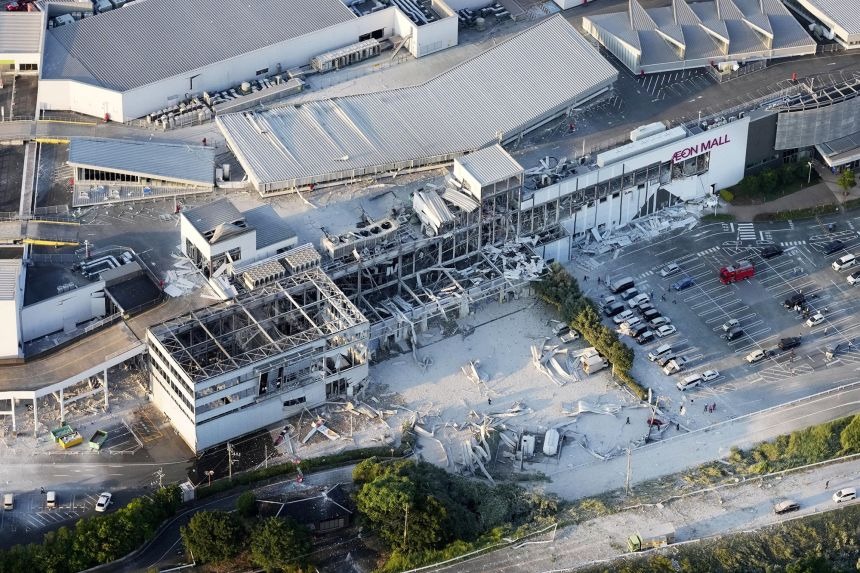 7.1-Magnitude Quake Hits Japan, Damaging Infrastructure and Triggering Tsunami Warning