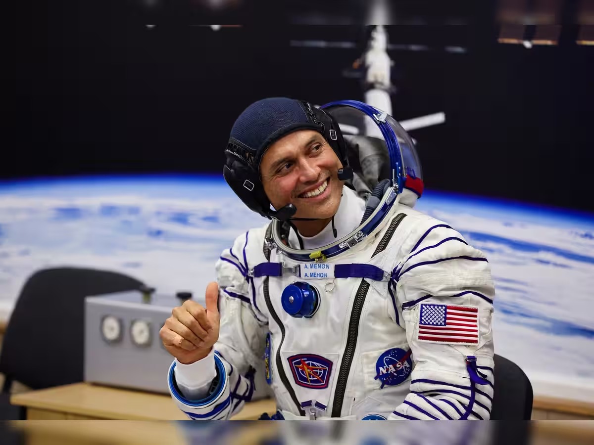 From Earth to the Stars : Anil Menon Makes History With His First Spacewalk