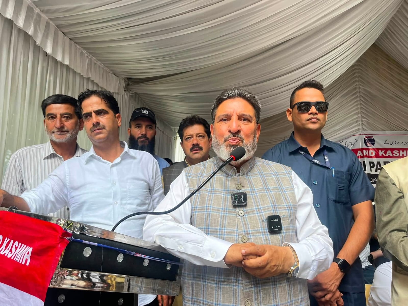 Apni Party Ready for Joint Fight on Statehood : Altaf Bukhari Seeks Leniency for Iltija Mufti
