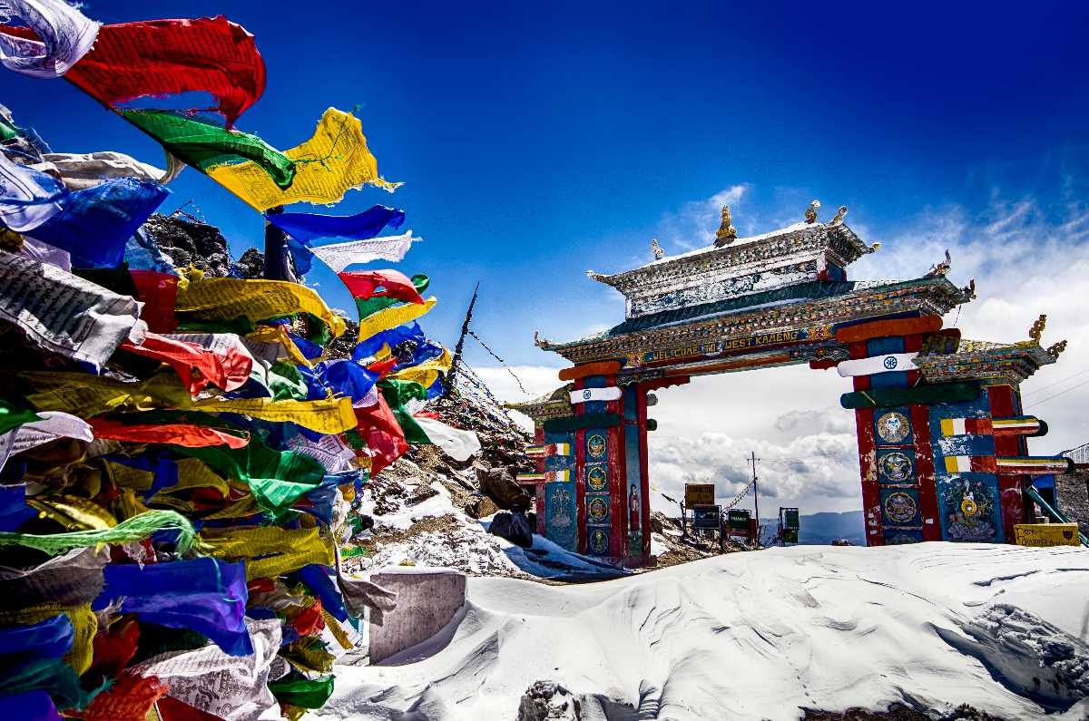 Sikkim : The ‘Brother’ of the Seven Sisters, The Fascinating 333 Year Journey From Monarchy to India