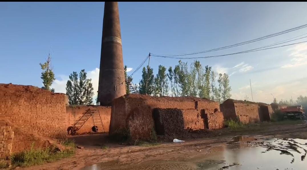 Pulwama: Brick Kiln Owners Seek Time After Pollution Control Committee Action