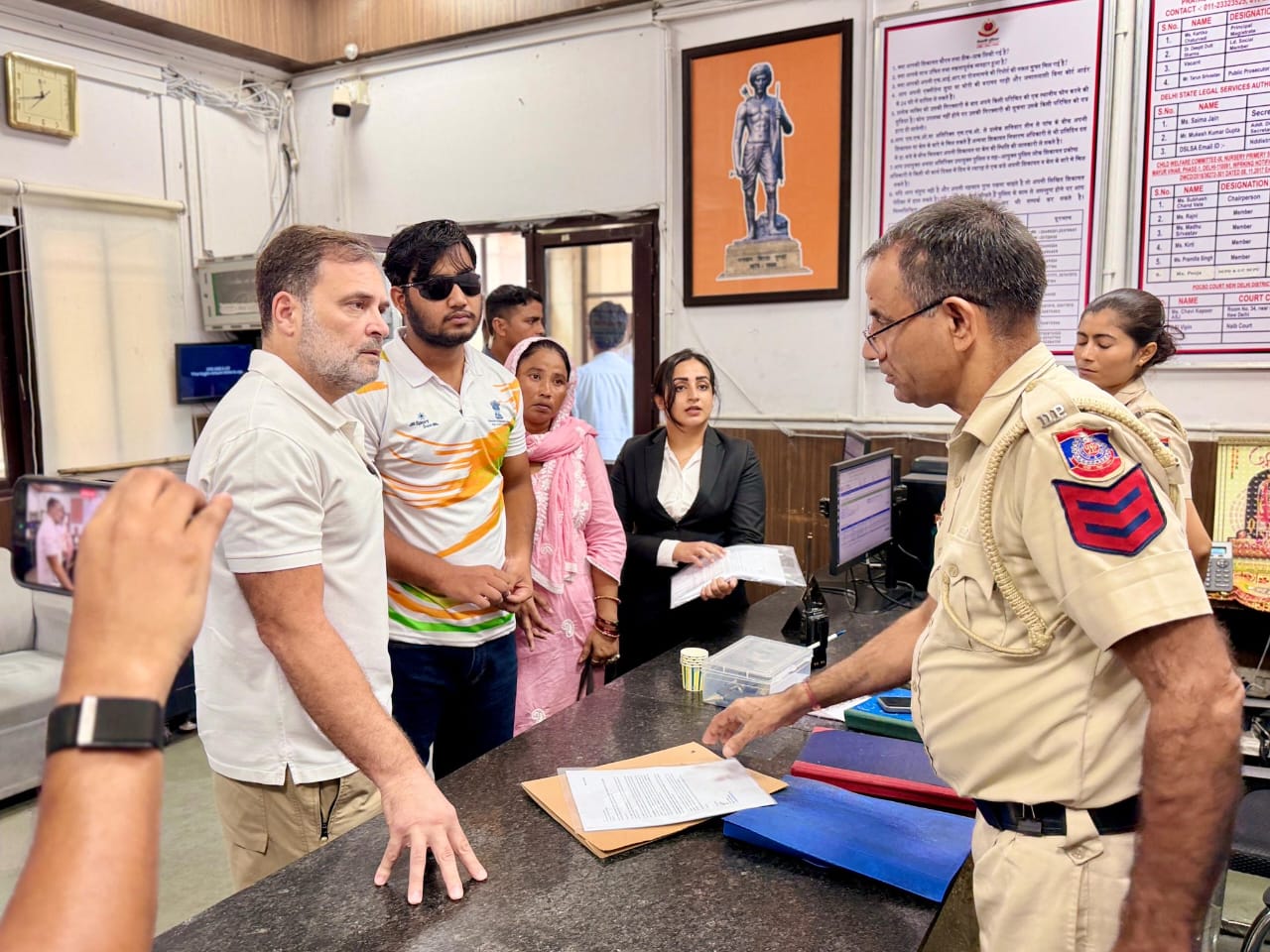 Rahul Gandhi meets DCP over pellet gun incident; sits on protest after FIR is not registered