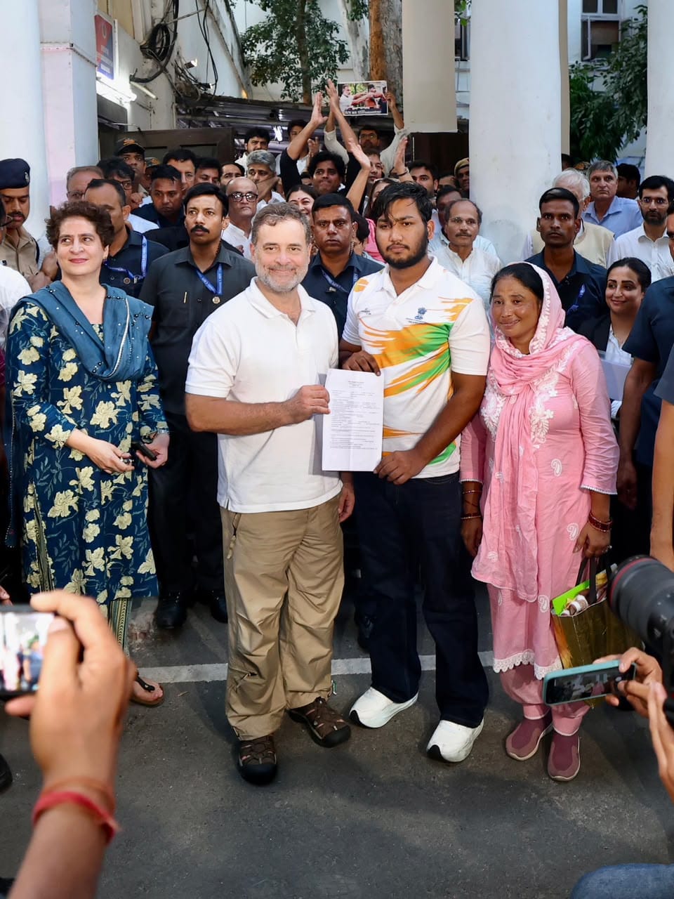 FIR registered in pellet gun case after Rahul Gandhi’s 7-hour sit-in; police hand over copy