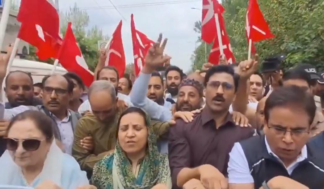 NC Stages Massive Srinagar Protest for Statehood, Police Block March to BJP Office