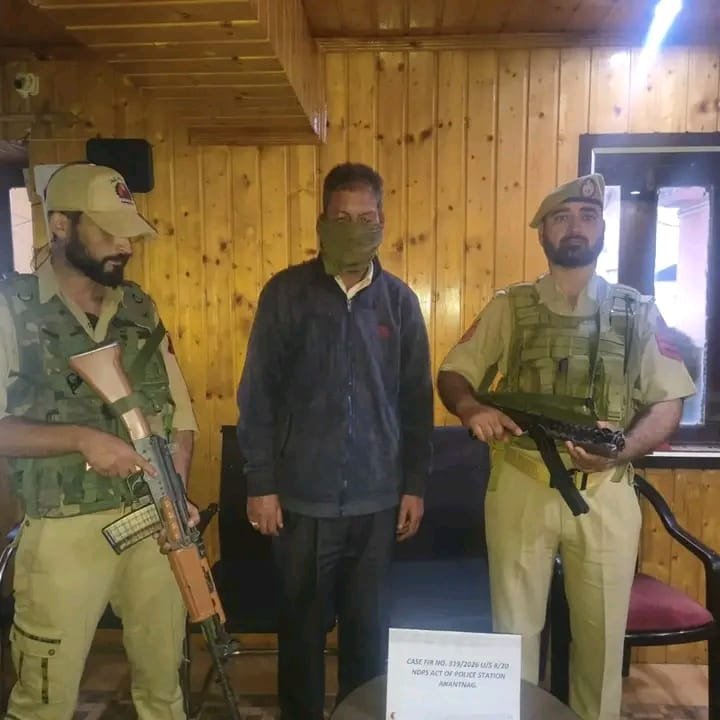 Police Intensify Crackdown Across Kashmir ; Drug Peddlers Arrested, Gold Recovered, Vehicles Seized